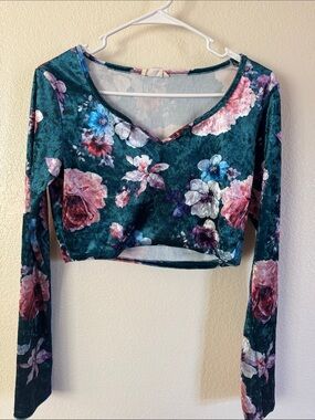 Floral Velvet V-Neck Crop Top - Teal Floral